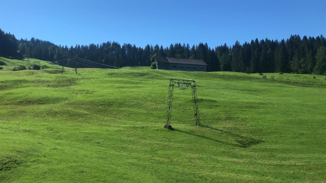 Ferienwohnung Morgentau Am Rande Der Wildnis Sibratsgfäll Exteriör bild