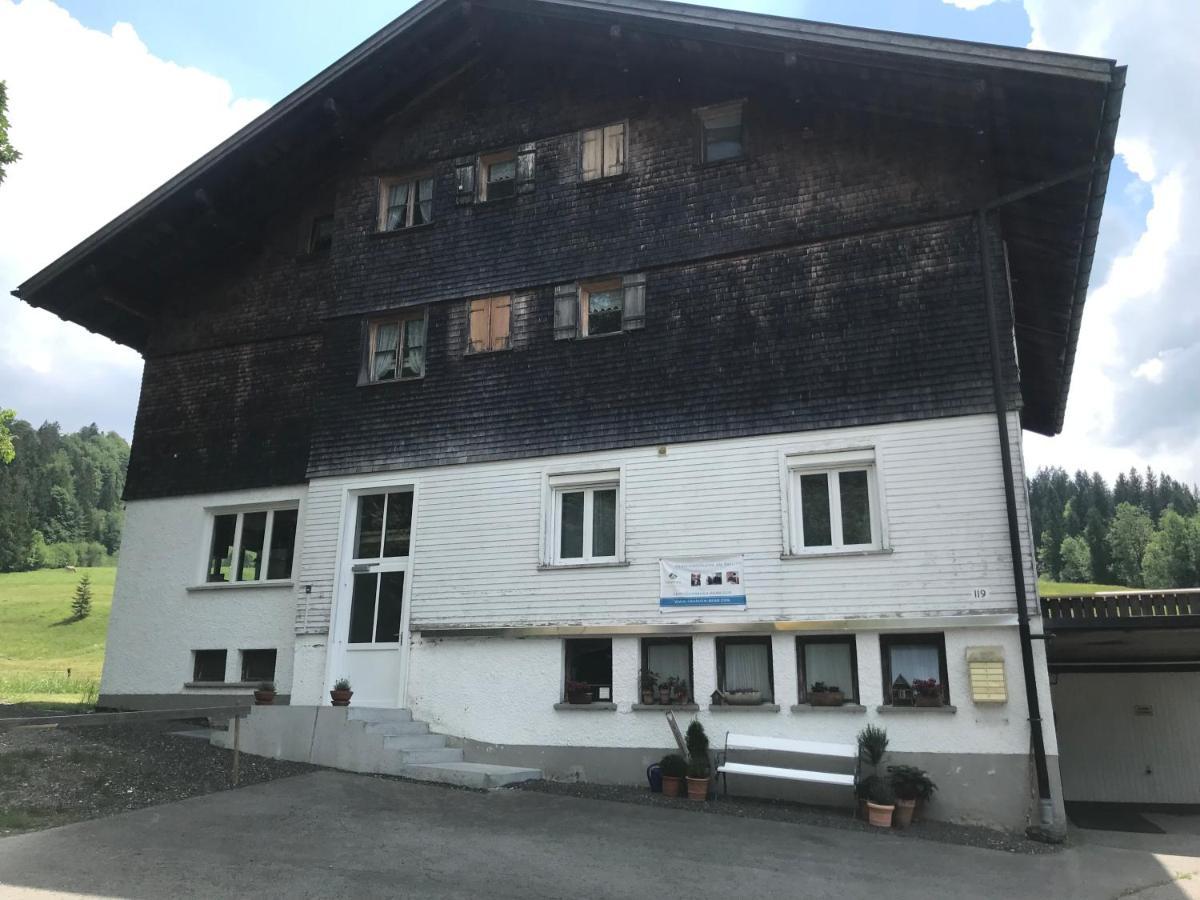 Ferienwohnung Morgentau Am Rande Der Wildnis Sibratsgfäll Exteriör bild